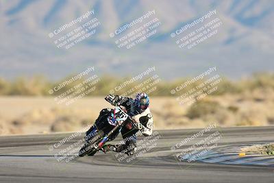 media/Dec-07-2025-CVMA (Sun) [[3e7d2de5dc]]/Race 18-Formula Twins-Formula 40 UL/